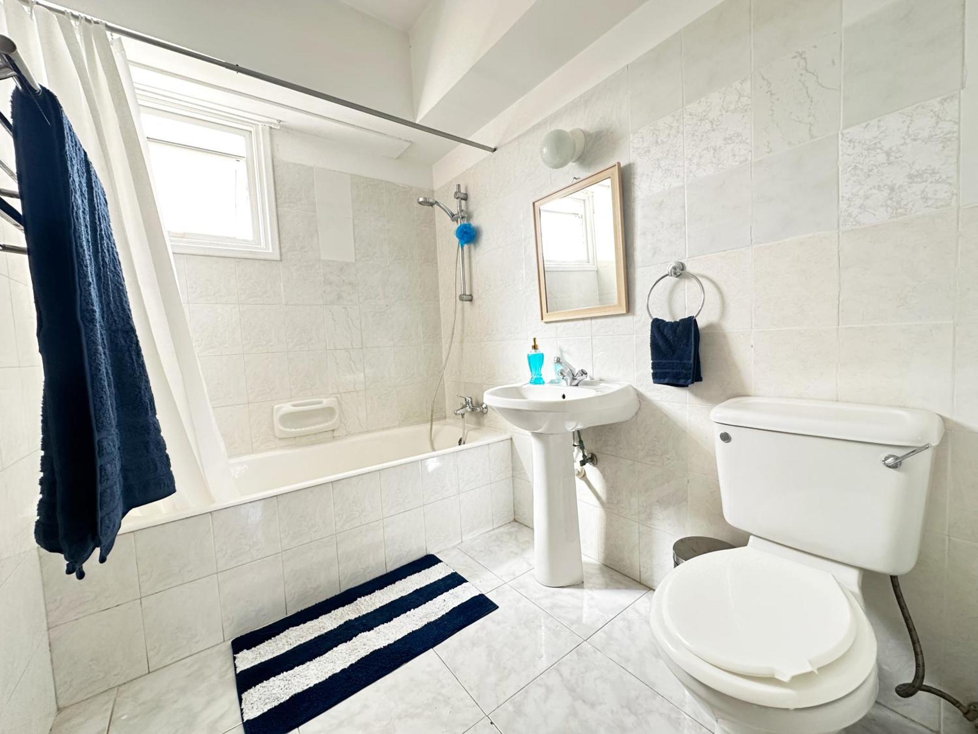 Serenity Sunrise Holiday Apt - ลาร์นาคา ภายนอก รูปภาพ