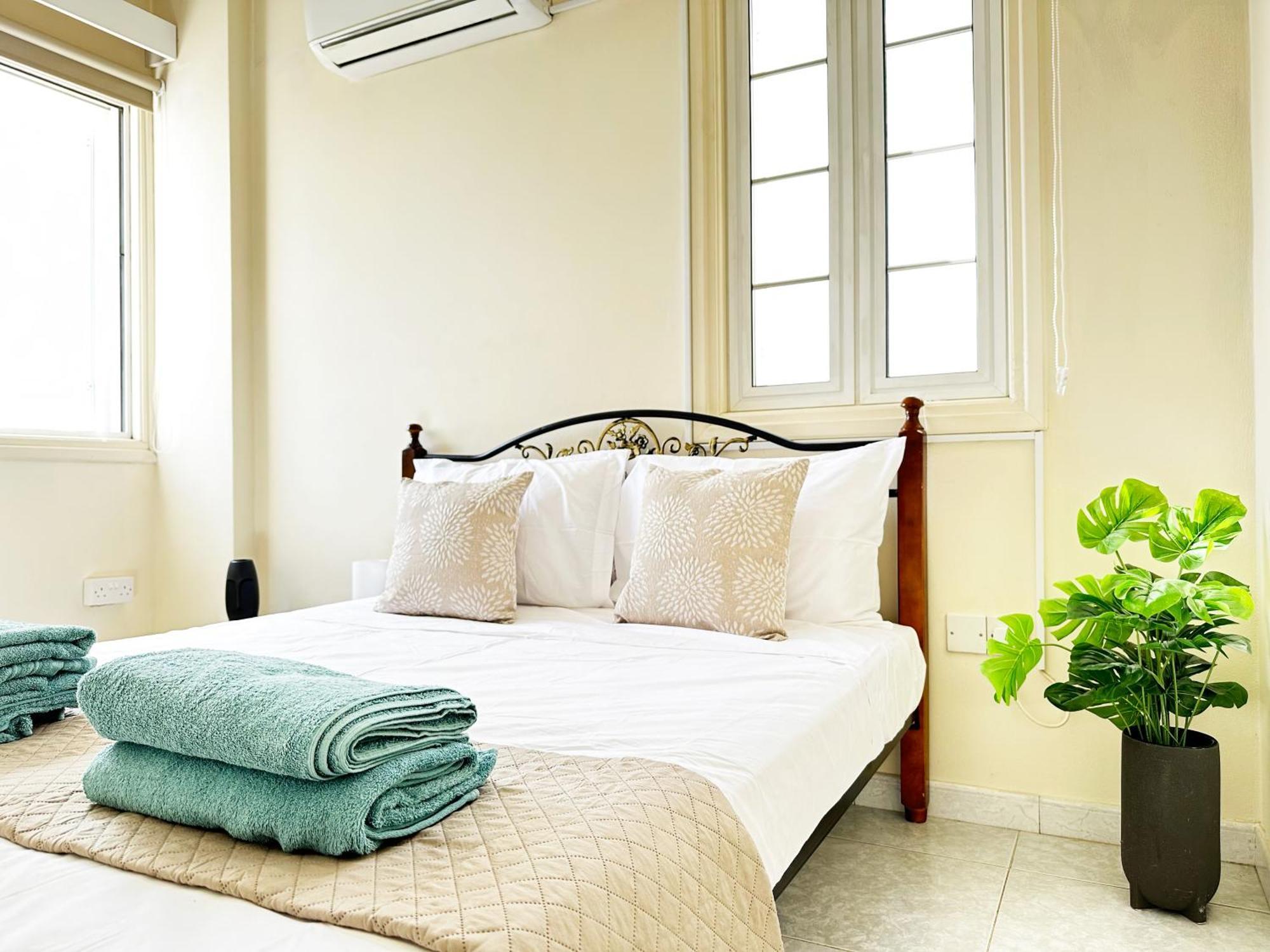 Serenity Sunrise Holiday Apt - ลาร์นาคา ภายนอก รูปภาพ